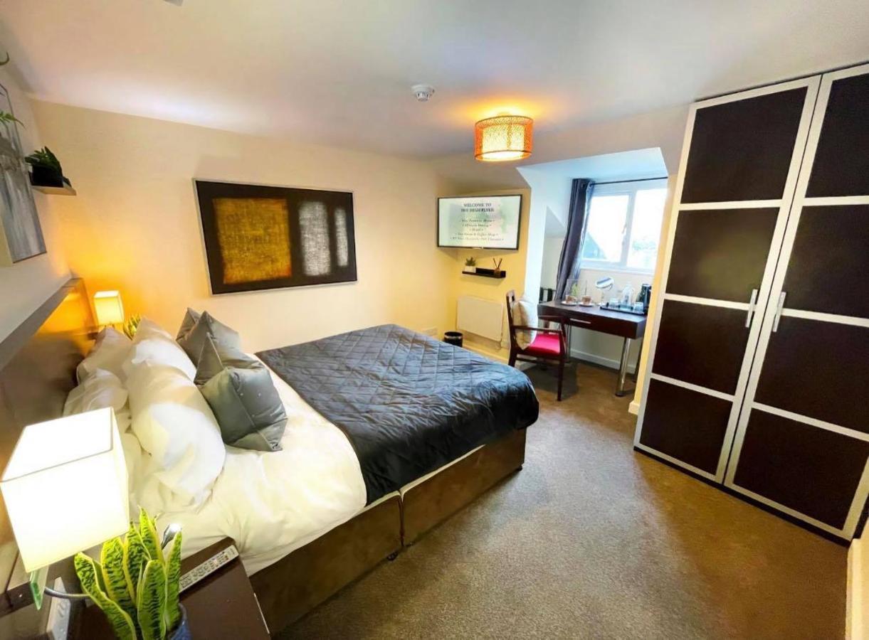 The High Flyer Hotel Ely Bagian luar foto